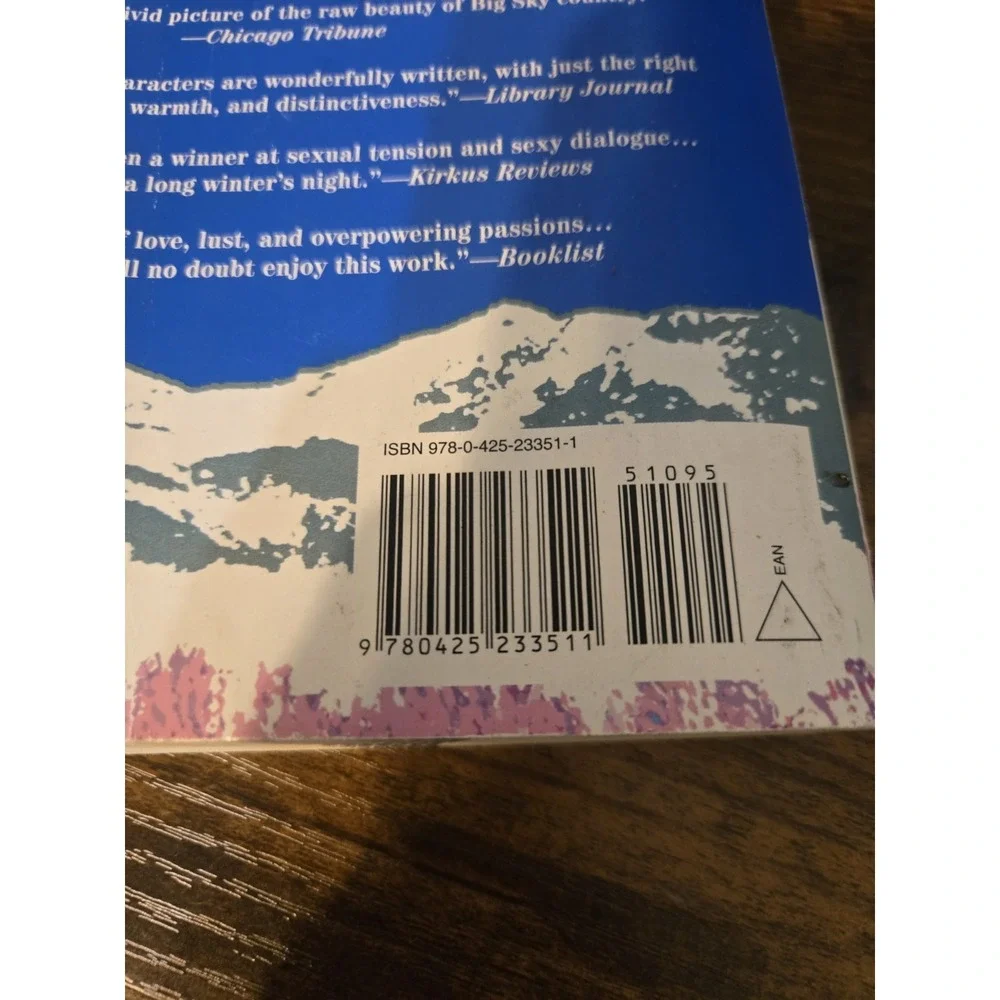 Nora‎ Roberts Montana Sky Paperback Romance Novel Value Priced Edition
